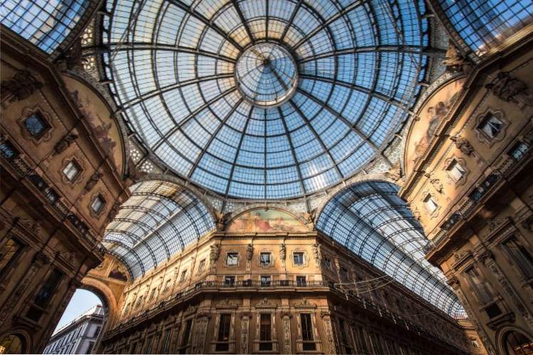 10 Topp turistattraktioner i Milano / Italien