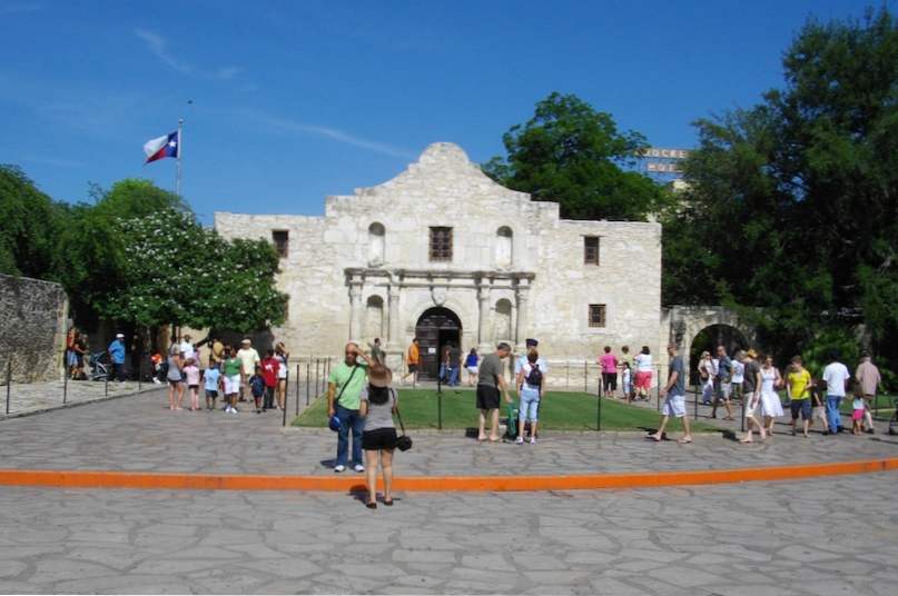 10 Topp Turistattraksjoner i San Antonio / turer