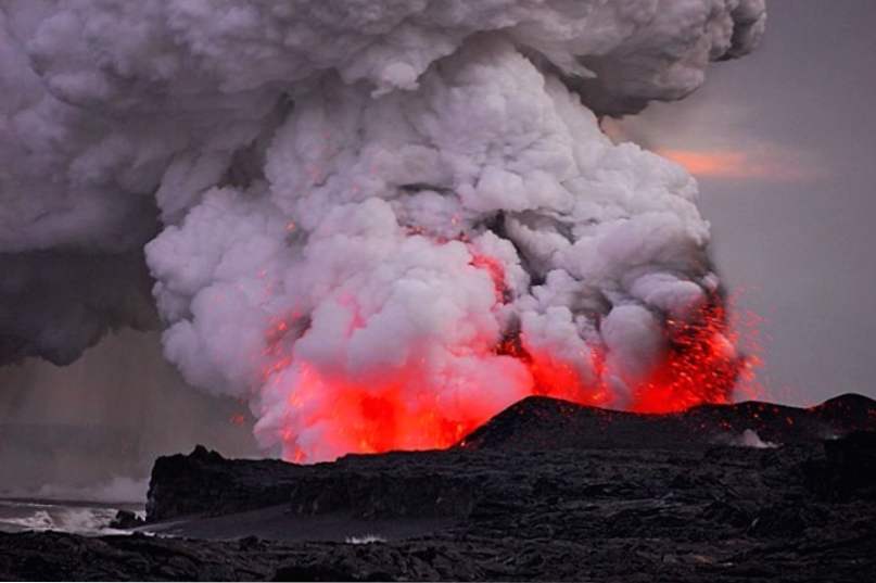 12 Mest fantastiska vulkaner på planeten / landskap