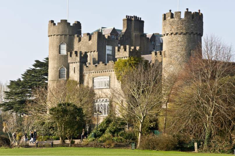 7 mest imponerande slott nära Dublin / irland