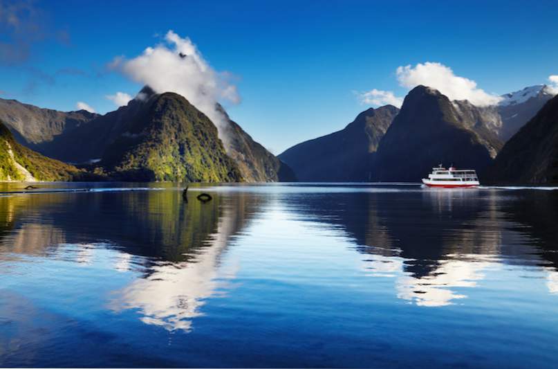 Entdecken Sie den Milford Sound in Neuseeland / Neuseeland
