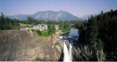 Salish Lodge & Spa på toppen av Snoqualmie Falls i Washington (artikler)