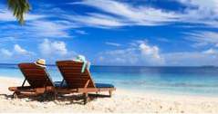 30 Billiga August Summer Vacations (resa)